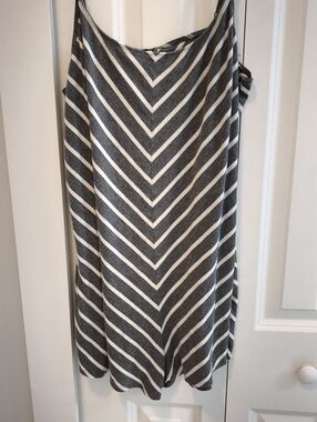 Aerie Gray & White Striped Chevron Romper